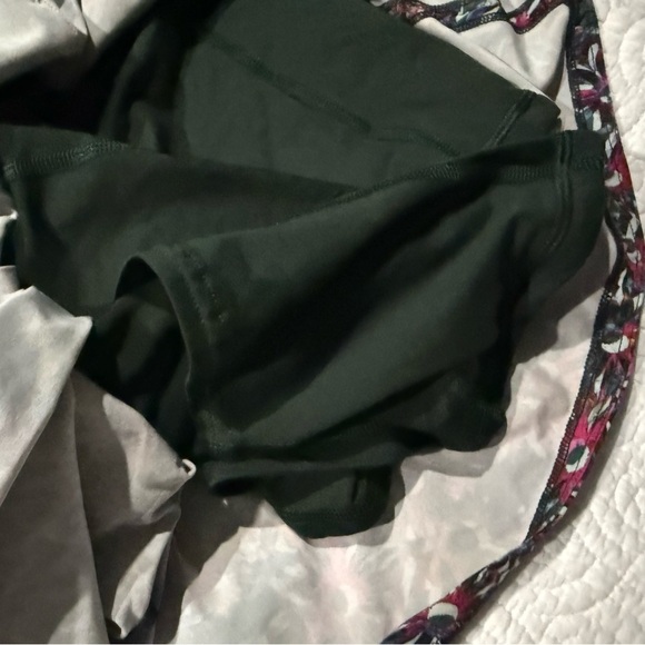 lululemon athletica Floral Multi Skirt - Picture 11 of 14